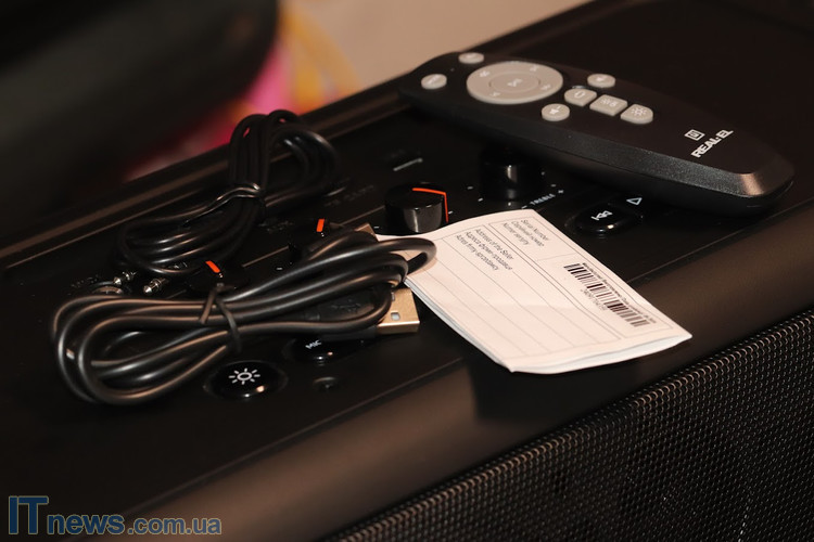 REAL-EL_X-795_portable_acoustics